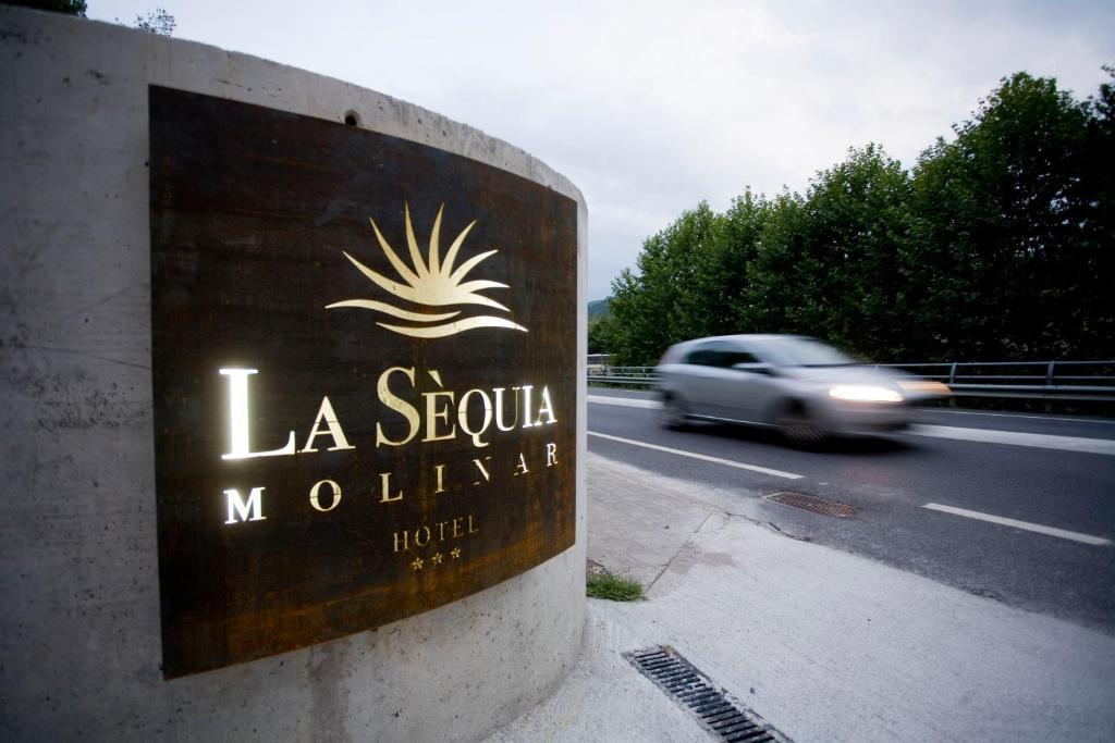 Hotel La Sequia Molinar Campdevánol Екстериор снимка